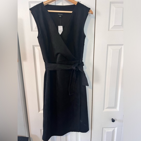 Black Ann Taylor suiting dress. NWT - Picture 1 of 3